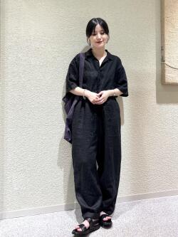 [秋山　里織]