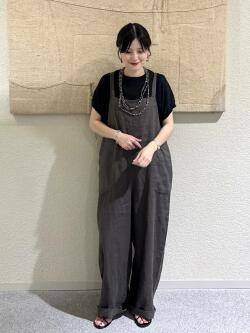 [秋山　里織]
