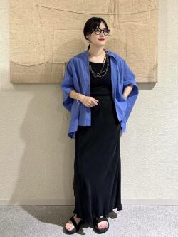 [秋山　里織]